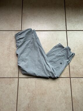 lululemon athletica women’s  Light Gray Jogger Sweatpants